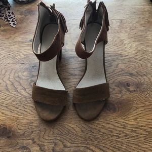 PRICE DROP: Local Boutique heels